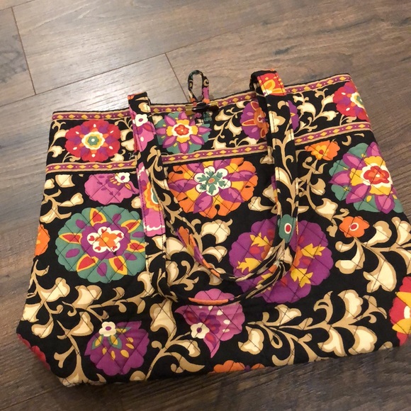 Vera Bradley Tote - Picture 10 of 13